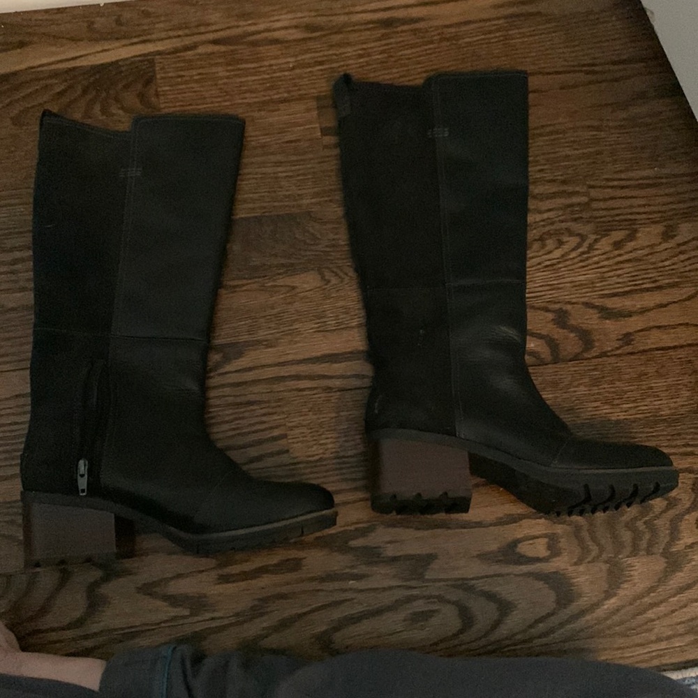 Brand new sorel boots size 7